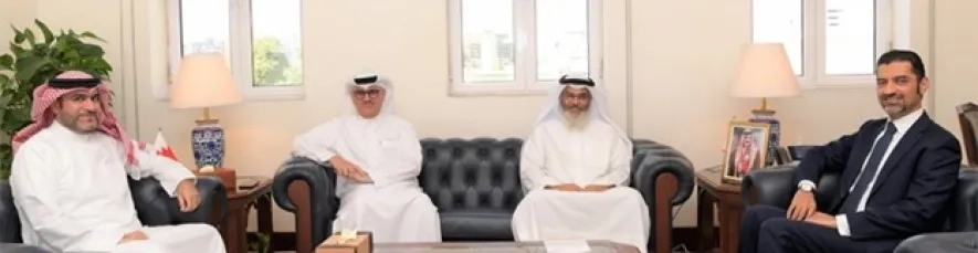 لقاء وزير البلديات والزراعة مع مجلس المحرق البلدي