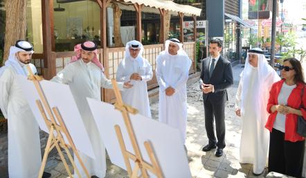 وزير شئون البلديات والزراعة يتفقد المرحلة الثالثة من تطوير مجمع 338 في الدائرة الرابعة بمحافظة العاصمة ومشروع تطوير حديقة السلمانية