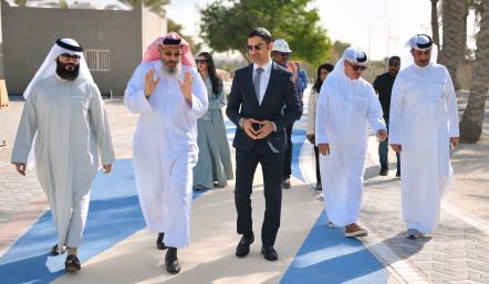 وزير شؤون البلديات والزراعة يطلع ميدانياً على مشروع تطوير ممشى الرفاع بالمحافظة الجنوبية
